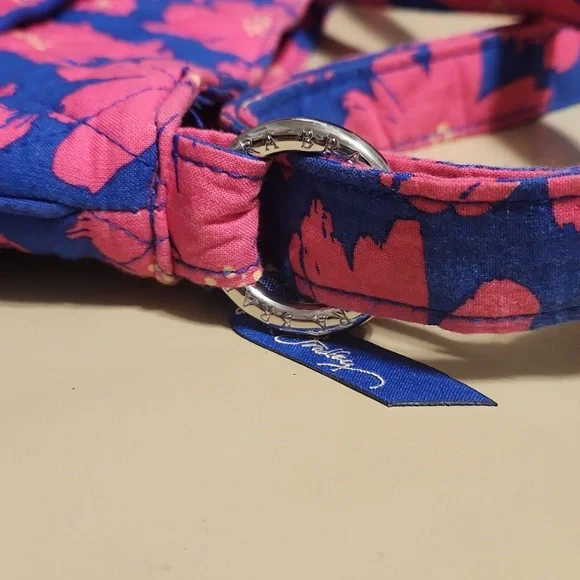 Make an offer. Vera Bradley Art Poppies Shoulder bag - Picture 6 of 12